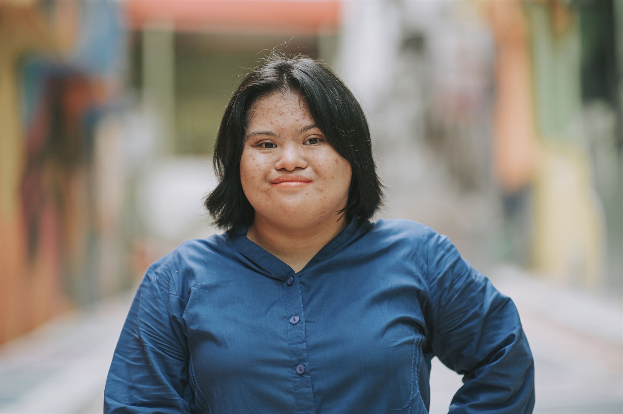 Portrait-of-person-in-city